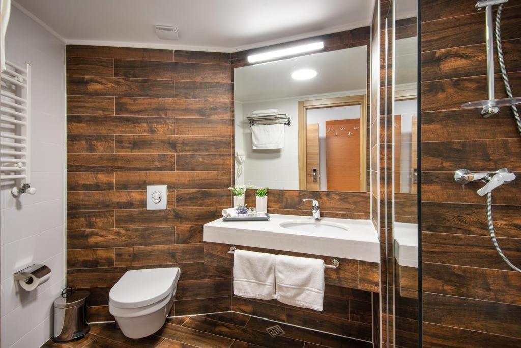 A Modern Suite Close To Gondola Ski Lift Bakuriani Ngoại thất bức ảnh