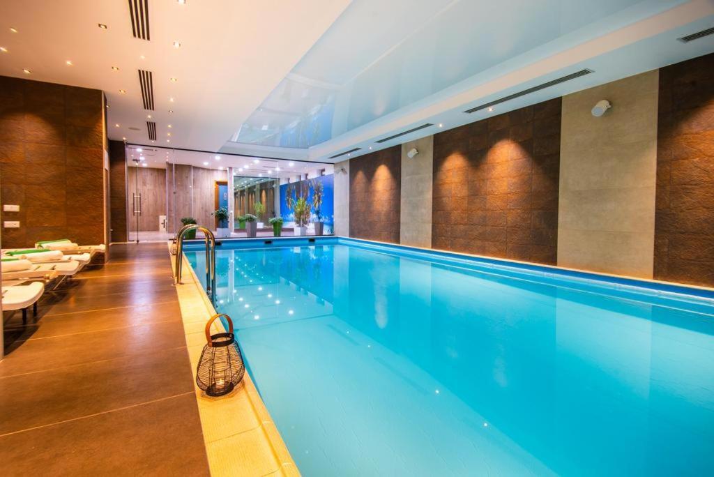 A Modern Suite Close To Gondola Ski Lift Bakuriani Ngoại thất bức ảnh